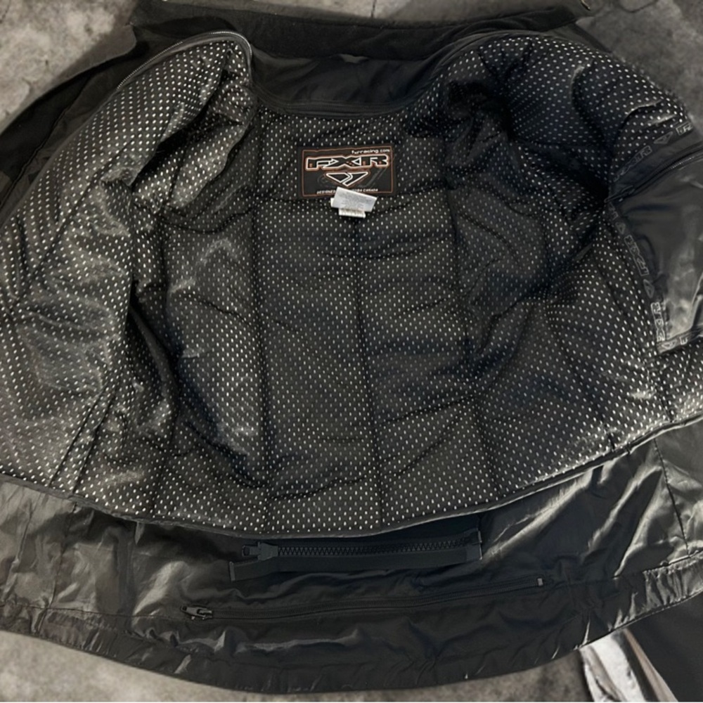 FXR Women’s size 8 Racing Jacket. Black and White. Snowmobile Winter Sport - Picture 8 of 10